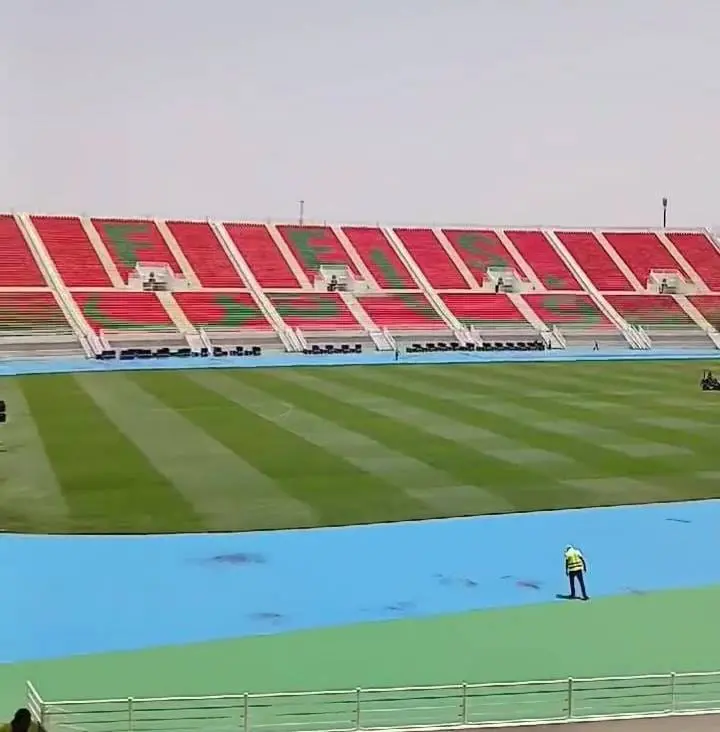 ملعب فاس يرتدي حلة جديدة استعداداً لاستقبال “أسود الأطلس” - صور