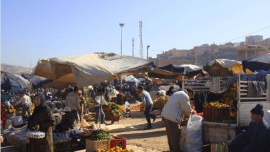 أزمة تنظيمية تضرب سوق أركمان.. إغلاق مدخل السمك يخلق فوضى مرورية