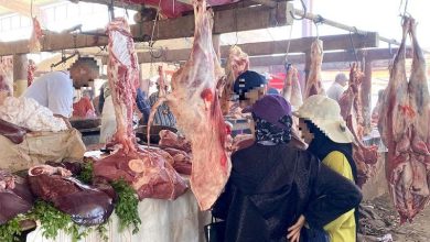 سيدي العايدي.. لحوم تُباع بطرق غريبة فأين دور لجان المراقبة؟
