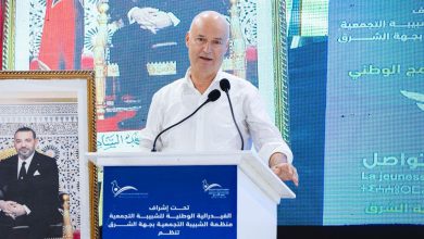 بيرو ينتقد السياسيين الذين يحاولون الركوب على “المآسي والبؤس”
