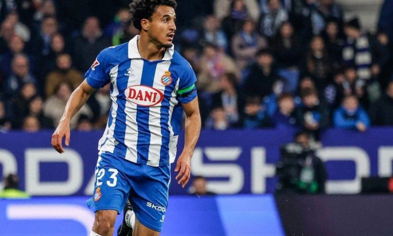 اللاعب عمر الهلالي: اتهموا والدتي بالسرقة في إسبانيا بسبب سلوك المهاجرين