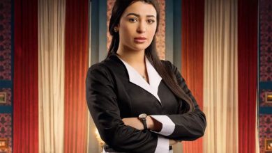 فنانة مصرية تستغيث عبر بث مباشر من برلماني سابق