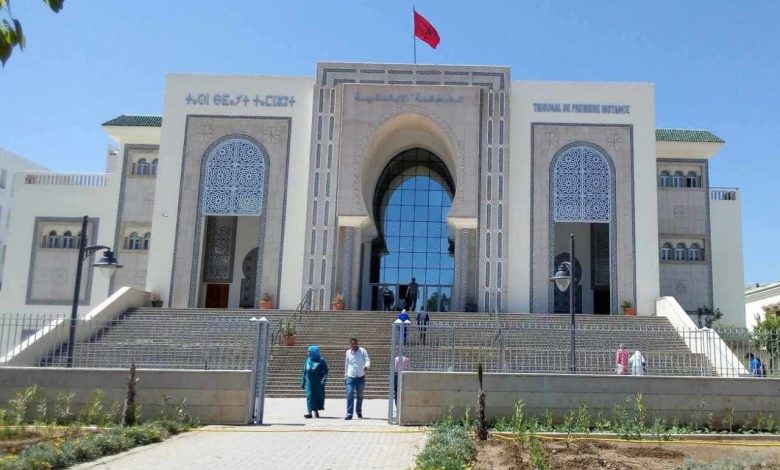 وكيل الملك بتازة يعتقل نصاباً داخل قاعة الجلسات