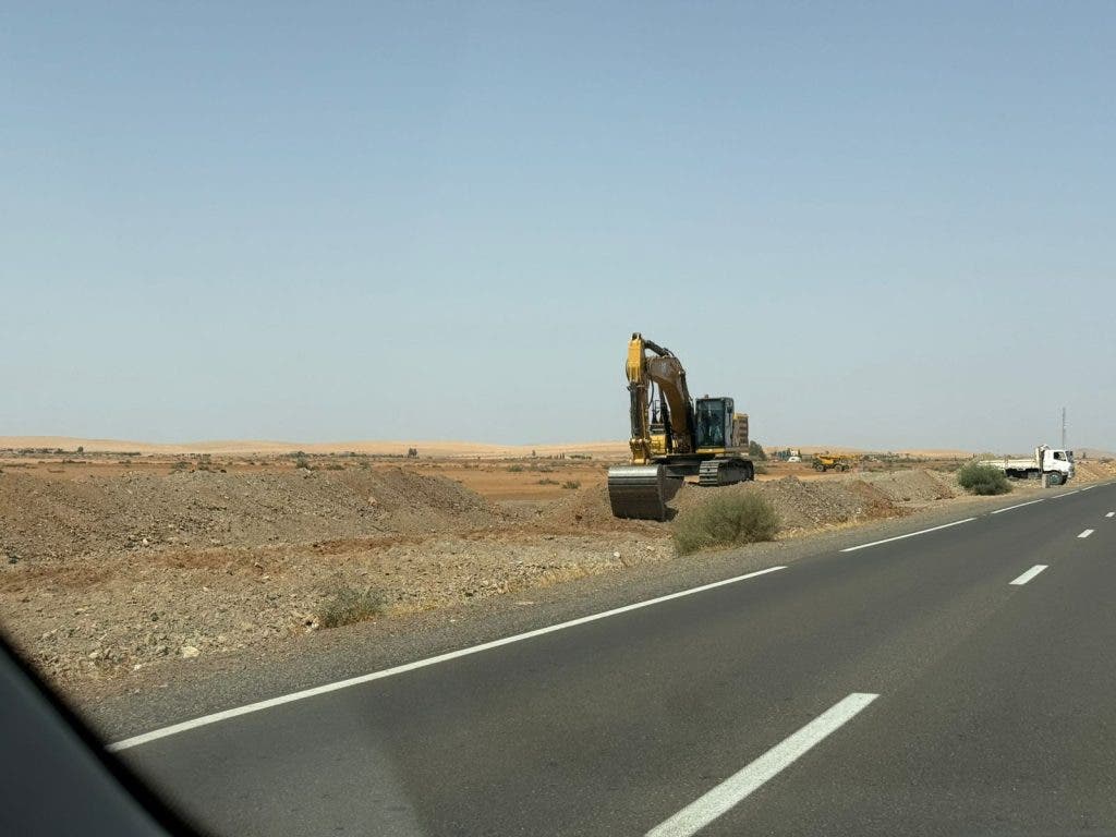 مشاريع مهيكلة لرئيس جهة مراكش آسفي تفك العزلة عن الساكنة +صور