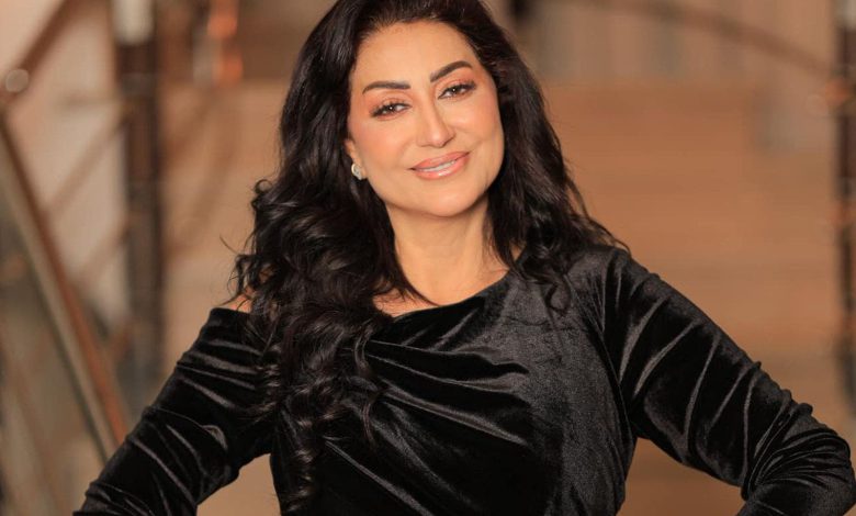فضيحة أم فخ إعلامي؟ اتهامات خطيرة تلاحق الفنانة وفاء عامر