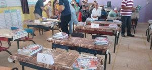 الناظور.. جمعية أولاد يخلف للتنمية تصنع البسمة على وجوه التلاميذ(صور)