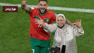 سفيان بوفال ينفي إشاعة وفاة والدته ويطالب باحترام حياته الخاصة